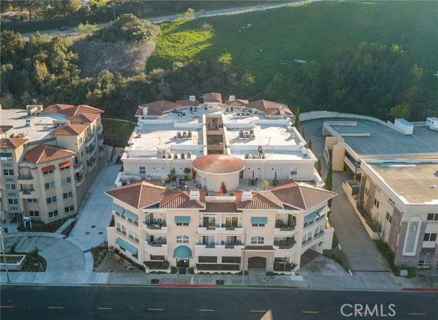 Detail Gallery Image 42 of 43 For 901 Deep Valley #104,  Rolling Hills Estates,  CA 90274 - 2 Beds | 2 Baths