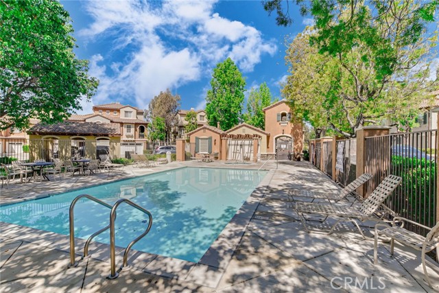 Detail Gallery Image 46 of 47 For 28210 Canterbury Ct, Valencia,  CA 91354 - 2 Beds | 2/1 Baths