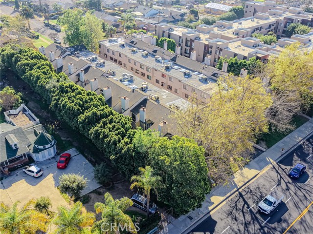 Detail Gallery Image 26 of 28 For 7904 Topanga Canyon Blvd #3,  Canoga Park,  CA 91304 - 3 Beds | 2/1 Baths