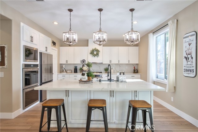 Detail Gallery Image 8 of 62 For 29419 Shady, Murrieta,  CA 92563 - 5 Beds | 3 Baths