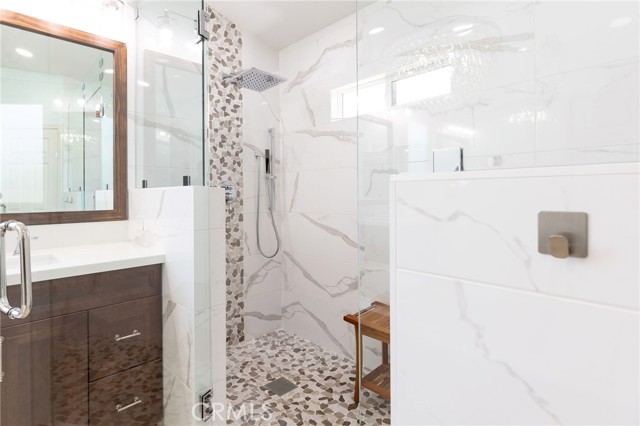 35183 Flamingo Way, Winchester CA: https://media.crmls.org/medias/626947f2-97cc-4c64-9e3e-ddfff0ee5f4c.jpg