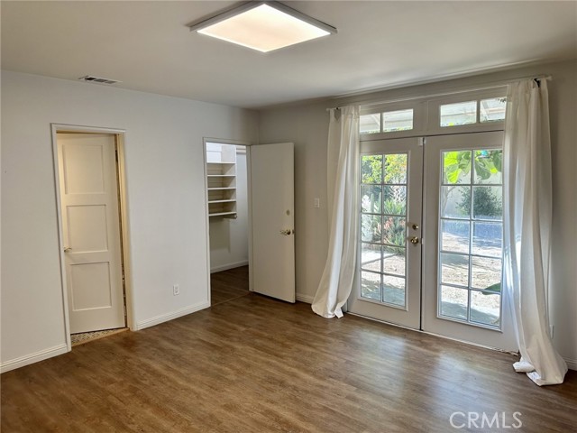 Detail Gallery Image 37 of 41 For 4515 Sherman Oaks Ave, Sherman Oaks,  CA 91403 - 3 Beds | 2/1 Baths