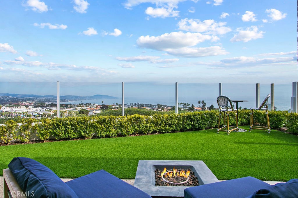 62698567 7812 40d4 81a8 31dc52c52aa7