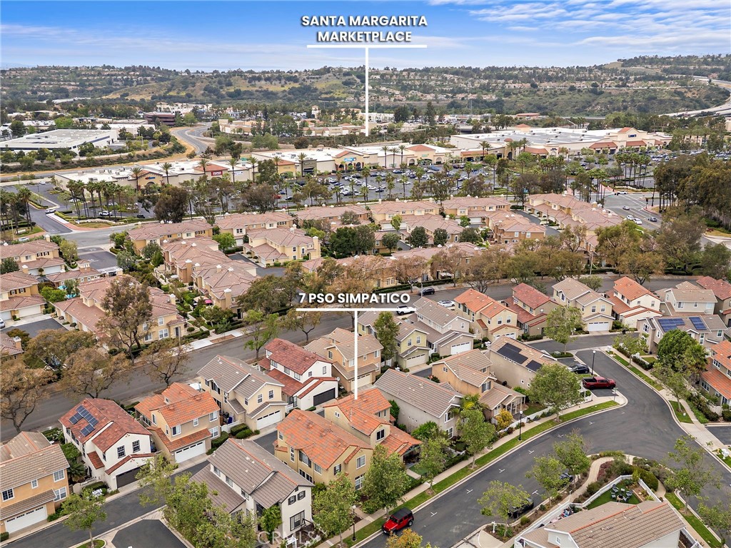 https://media.crmls.org/medias/626a32b3-1cd0-47b7-a8e0-be85300e75ca.jpg?preset=X-Large