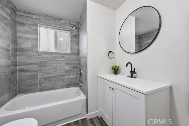 Detail Gallery Image 18 of 41 For 306 Kings Ln, Bakersfield,  CA 93308 - 2 Beds | 1 Baths