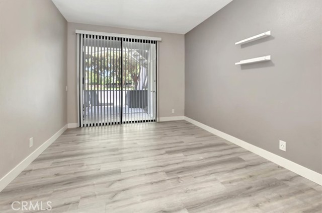 52 Remington, Irvine CA: https://media.crmls.org/medias/626b4058-07cf-4496-b714-f57d48fd326a.jpg