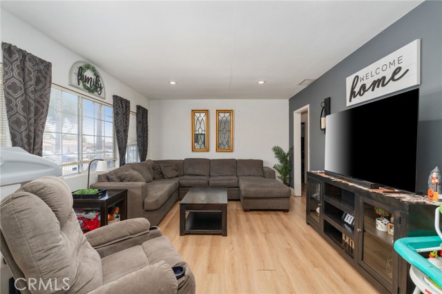 Detail Gallery Image 11 of 30 For 538 N Oakdale, Rialto,  CA 92376 - 3 Beds | 1 Baths