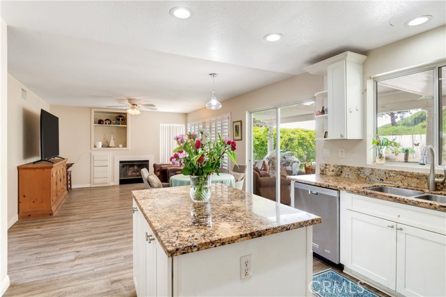 Detail Gallery Image 13 of 29 For 43359 via Sabino, Temecula,  CA 92592 - 4 Beds | 2/1 Baths