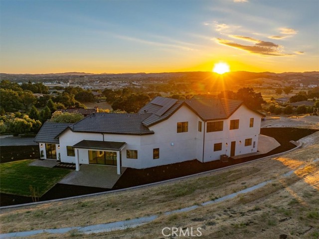 Detail Gallery Image 58 of 75 For 2480 Iron Stone Loop, Templeton,  CA 93465 - 4 Beds | 4 Baths