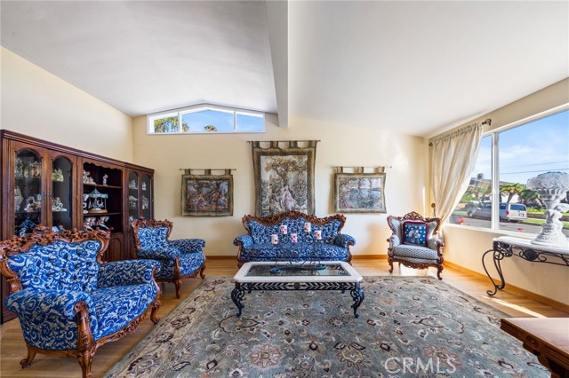 Detail Gallery Image 5 of 72 For 3943 Exultant Dr, Rancho Palos Verdes,  CA 90275 - 4 Beds | 5 Baths