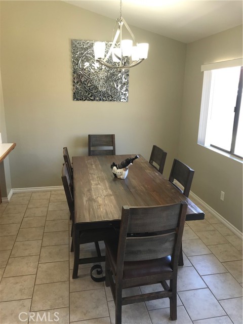 Detail Gallery Image 7 of 20 For 1026 Basalt Ct, Hemet,  CA 92543 - 3 Beds | 2 Baths