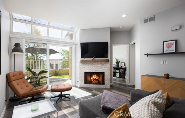 Detail Gallery Image 5 of 25 For 28342 Boulder Dr, Lake Forest,  CA 92679 - 3 Beds | 3 Baths