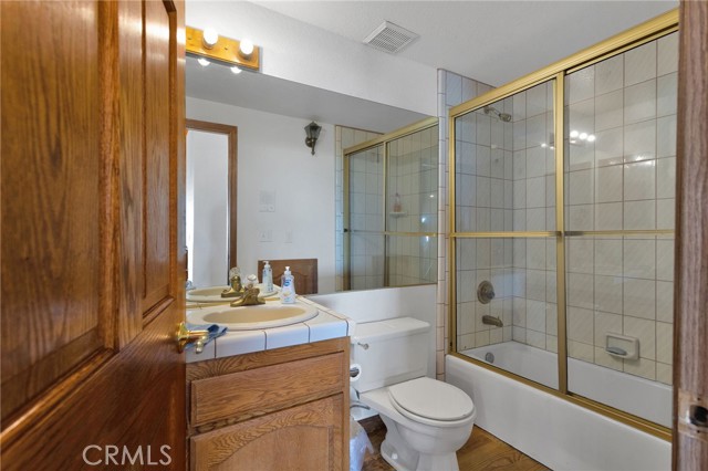 Detail Gallery Image 28 of 42 For 10328 El Centro, Oak Hills,  CA 92344 - 5 Beds | 4 Baths