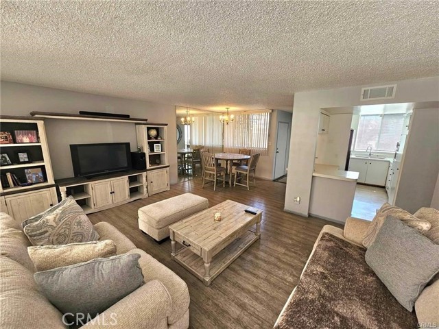 Detail Gallery Image 2 of 25 For 6979 Palm Ct 126h,  Riverside,  CA 92506 - 2 Beds | 1 Baths