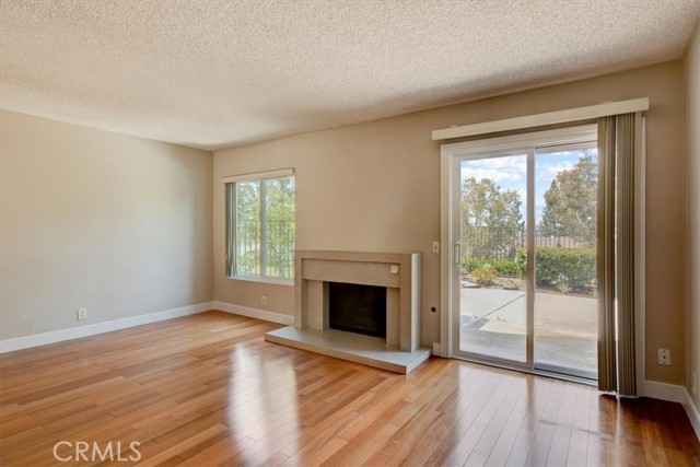 Detail Gallery Image 10 of 30 For 4771 E Fairfield St, Anaheim Hills,  CA 92807 - 3 Beds | 2/1 Baths