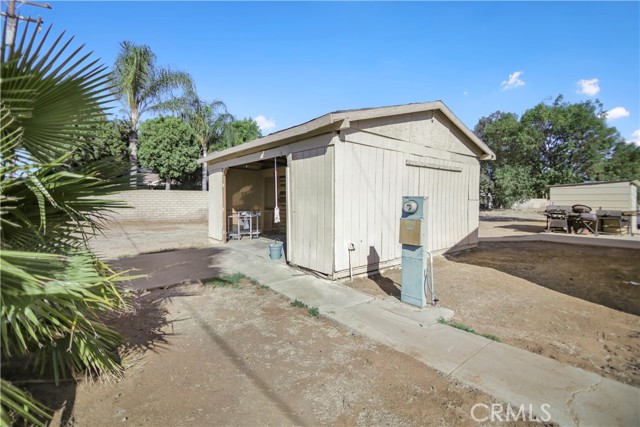 Detail Gallery Image 2 of 8 For 26800 Hull St, Menifee,  CA 92585 - 3 Beds | 2 Baths