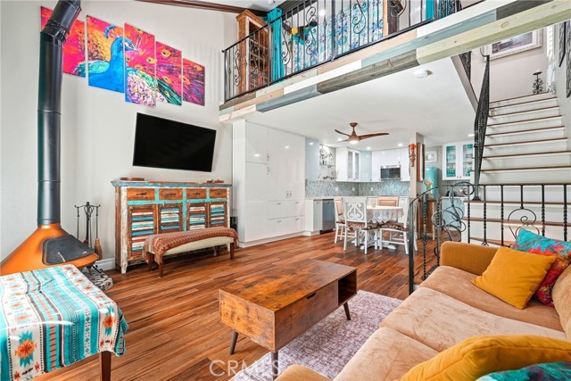 Detail Gallery Image 4 of 35 For 7890 E Spring St 19k,  Long Beach,  CA 90815 - 1 Beds | 1 Baths