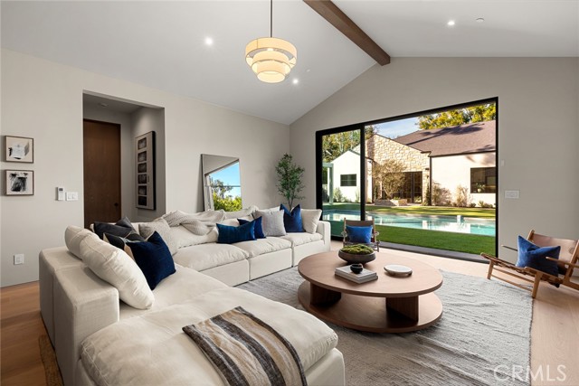 Detail Gallery Image 57 of 62 For 19026 Sprague St, Tarzana,  CA 91356 - 6 Beds | 6/1 Baths