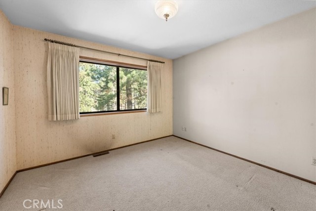 Detail Gallery Image 19 of 30 For 268 Olympic, Big Bear Lake,  CA 92315 - 4 Beds | 3 Baths