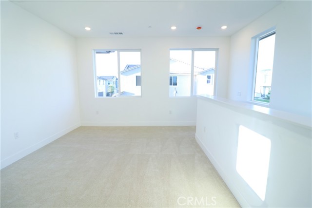 Detail Gallery Image 23 of 29 For 647 Gadwall, Irvine,  CA 92618 - 5 Beds | 4 Baths