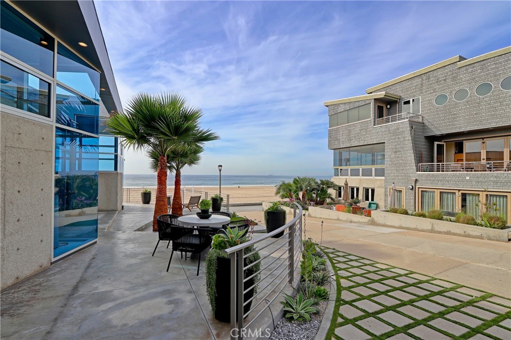 622 The Strand
