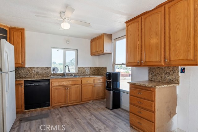 Detail Gallery Image 3 of 19 For 23449 Stafford St, Perris,  CA 92570 - 3 Beds | 2 Baths