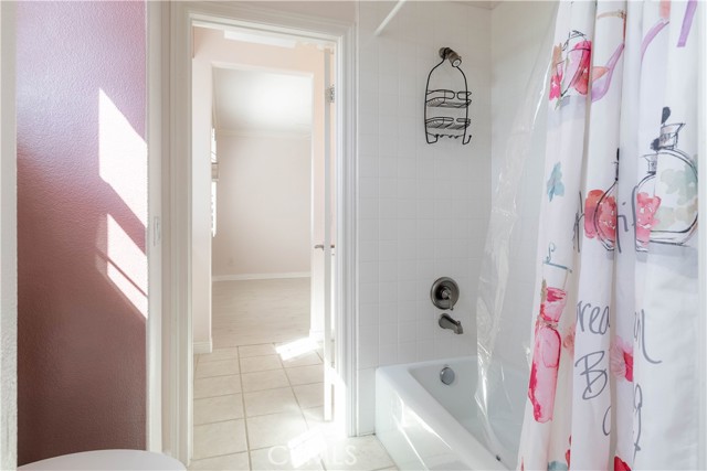 Detail Gallery Image 33 of 63 For 2589 N Promontory, Orange,  CA 92867 - 5 Beds | 3/1 Baths