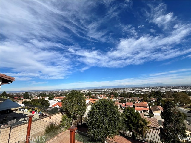 Detail Gallery Image 6 of 69 For 3203 Carolwood Ln, Torrance,  CA 90505 - 4 Beds | 4 Baths