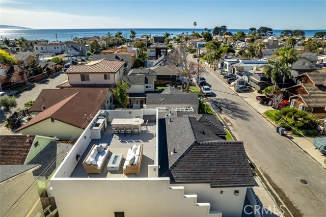 Detail Gallery Image 35 of 38 For 215 Placentia, Pismo Beach,  CA 93449 - 3 Beds | 3/1 Baths
