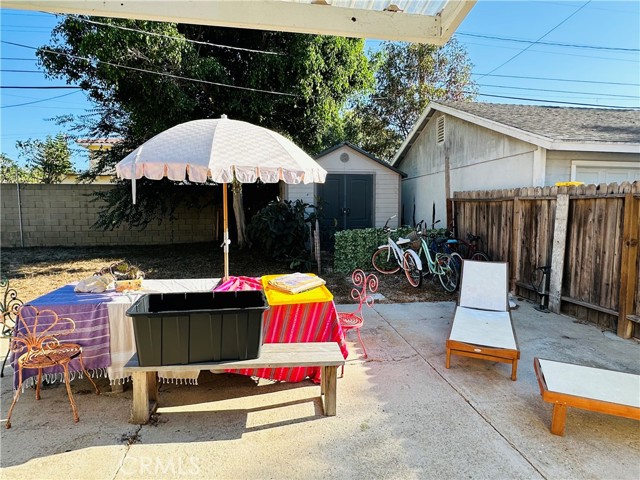 Detail Gallery Image 8 of 8 For 979 Arbor St, Costa Mesa,  CA 92627 - 2 Beds | 1 Baths