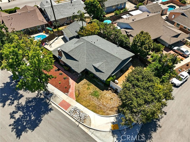 804 Naples Street, Monrovia CA: https://media.crmls.org/medias/6276d5c1-bb97-49e3-95fe-f778b7c65e46.jpg