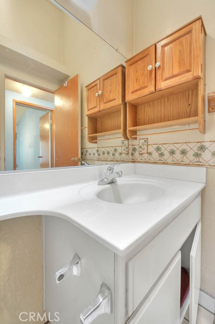 Detail Gallery Image 15 of 36 For 2325 N Milor Ave, Rialto,  CA 92377 - 3 Beds | 2 Baths