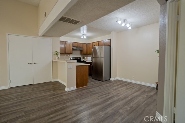 1400 W Edgehill Road, San Bernardino CA: https://media.crmls.org/medias/6278665c-4675-4650-a02c-04a55b17ce86.jpg