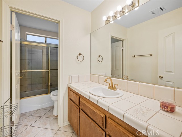 18668 Kamana Road, Apple Valley CA: https://media.crmls.org/medias/62788edf-e25d-46a2-b6a9-55a476387596.jpg