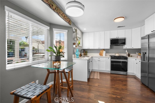 Detail Gallery Image 16 of 43 For 28313 Valombrosa, Menifee,  CA 92584 - 3 Beds | 2 Baths