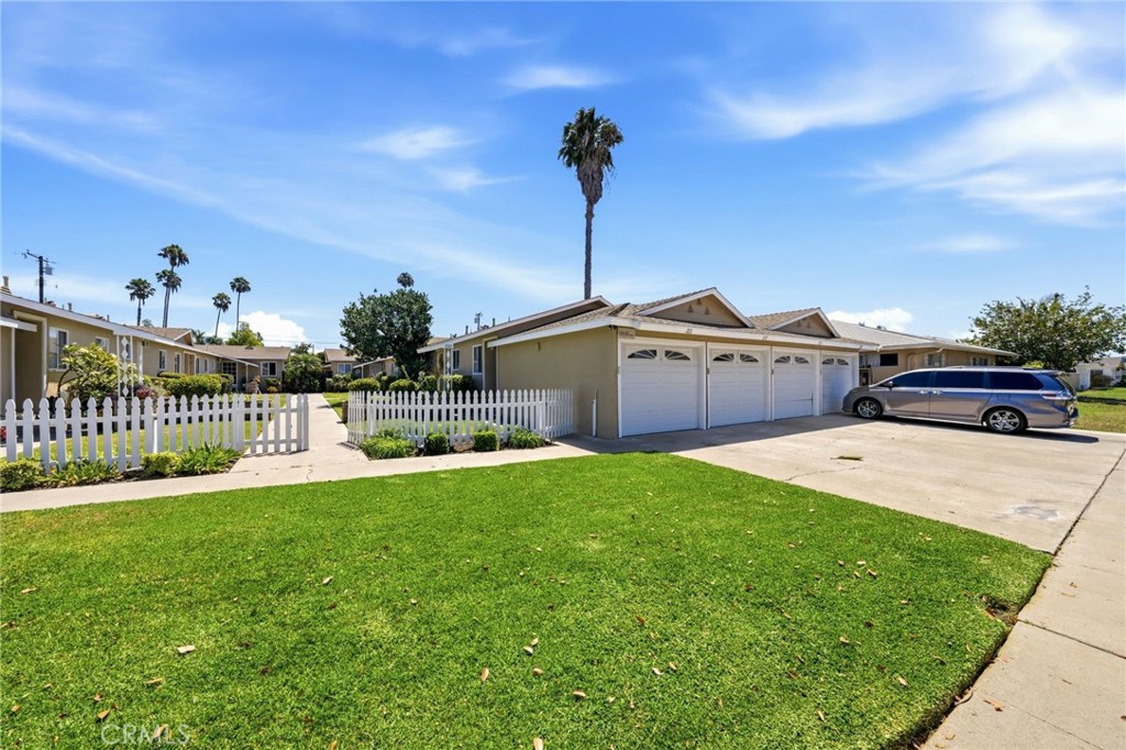 MLS #OC26168756 image #11