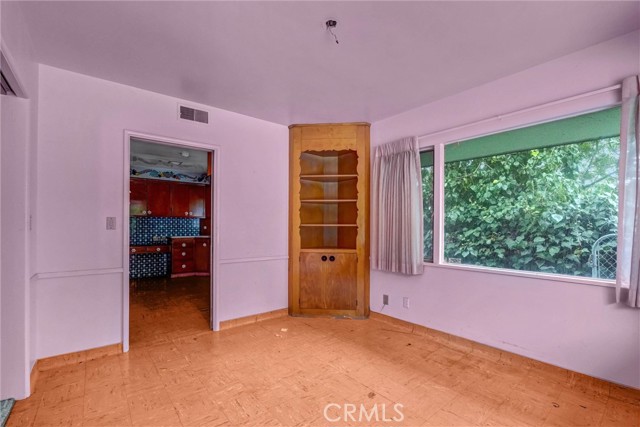 Detail Gallery Image 29 of 46 For 11500 Thurston, Los Angeles,  CA 90049 - 4 Beds | 4 Baths