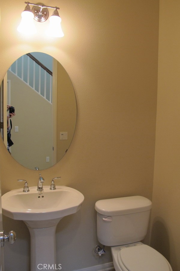 Detail Gallery Image 14 of 21 For 19942 Aldea Ct, Yorba Linda,  CA 92886 - 3 Beds | 2/1 Baths