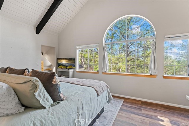 27847 St Bernard, Lake Arrowhead, CA 92352