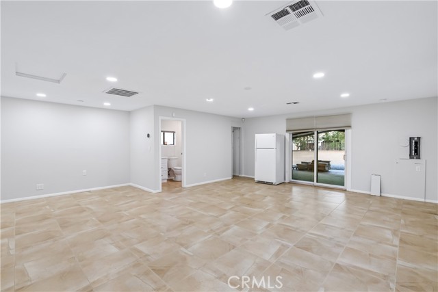 Detail Gallery Image 53 of 74 For 2755 W Avenue, Palmdale,  CA 93551 - 5 Beds | 3/1 Baths