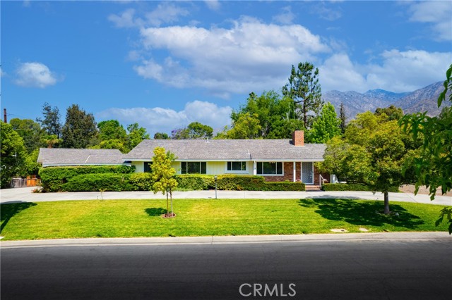 1521 Marendale Lane, Arcadia CA: https://media.crmls.org/medias/627aa3f8-5d06-4da5-9f7c-601244dbfdbe.jpg