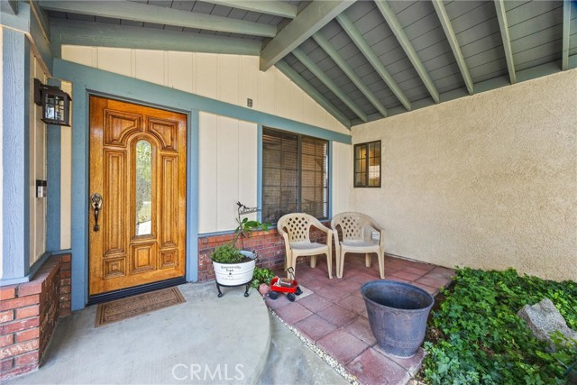 4913 Zapato Place, Bakersfield CA: https://media.crmls.org/medias/627ab93a-1667-4d2d-8c31-f5c4ece58b2e.jpg