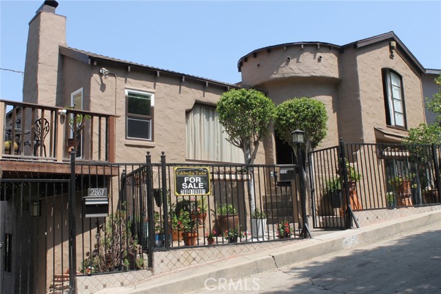 2859 Effie Street, Los Angeles CA: https://media.crmls.org/medias/627b39a5-3797-4573-8f11-ce7fe0bc7964.jpg