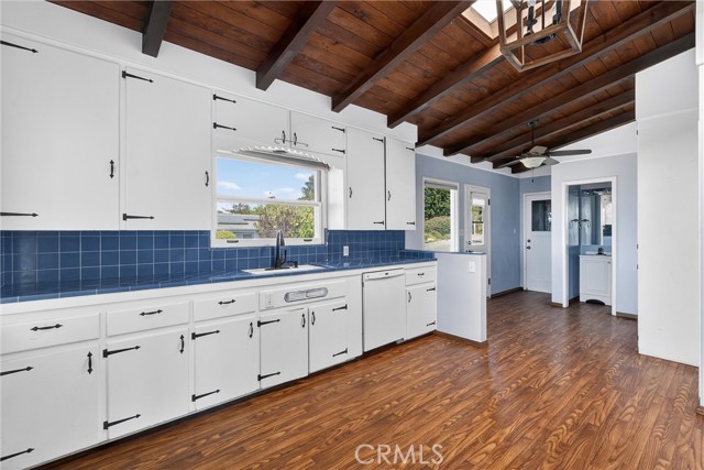 Detail Gallery Image 11 of 50 For 1000 Ridgeway, Morro Bay,  CA 93442 - 3 Beds | 2/1 Baths