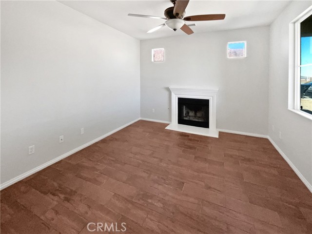 Detail Gallery Image 3 of 21 For 11737 Poppy Rd, Adelanto,  CA 92301 - 4 Beds | 2 Baths