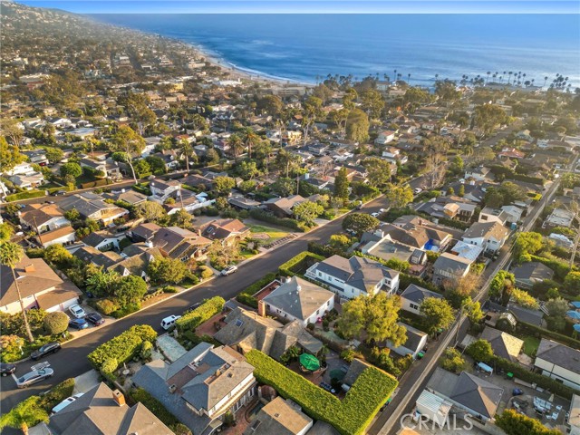 Detail Gallery Image 31 of 34 For 486 Holly St, Laguna Beach,  CA 92651 - 4 Beds | 4 Baths