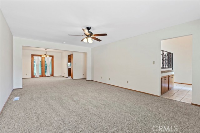 3355 San Fernando Court, Merced CA: https://media.crmls.org/medias/627be71a-dab8-4b68-b67d-5d7621904253.jpg