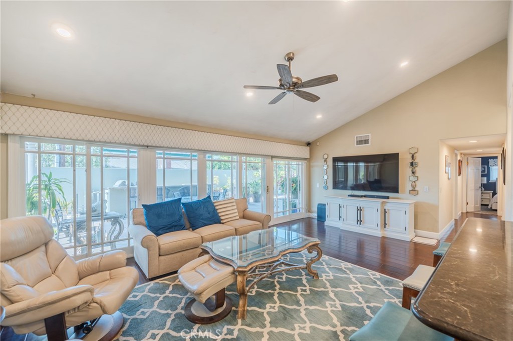 MLS #OC26158759 image #16