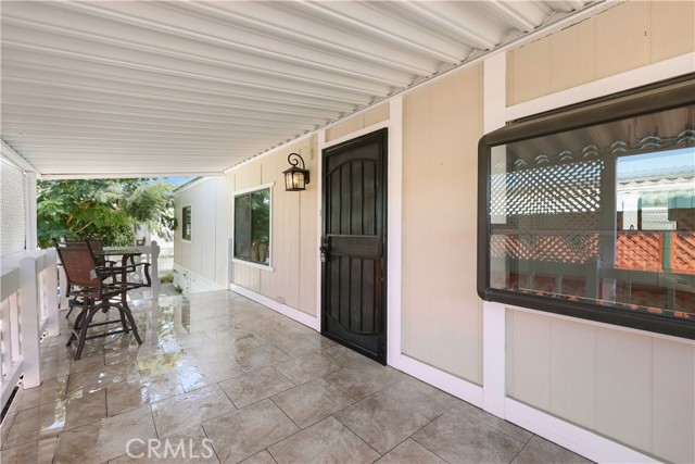 Detail Gallery Image 4 of 37 For 692 N Adele St #103,  Orange,  CA 92867 - 2 Beds | 2 Baths
