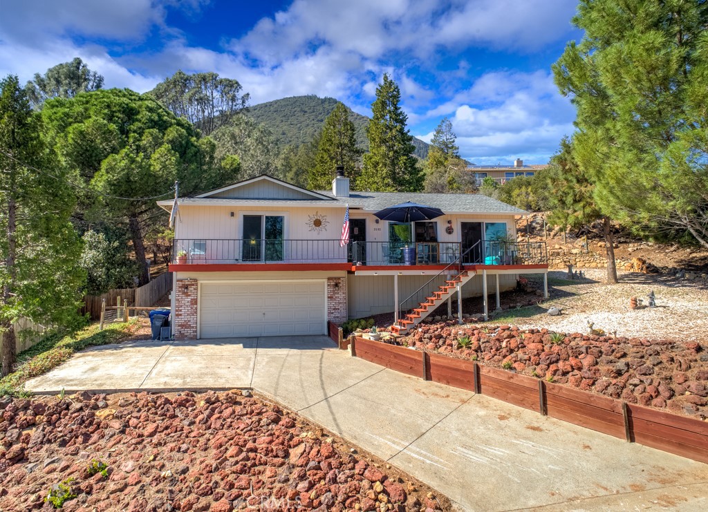 3595 Shoreline View Way, Kelseyville, CA 95451